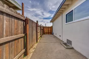 4321 Lamont Way, Sacramento, CA 95823 - Photo 40