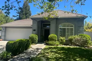 3233 Mayten Way, Elk Grove, CA 95758 - Photo 2
