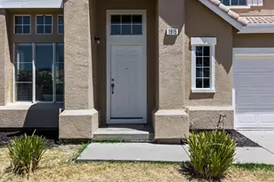 1915 Maplegrove Ln, Tracy, CA 95376 - Photo 4