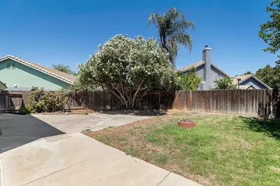 1915 Maplegrove Lane, Tracy, CA 95376 - Photo 36