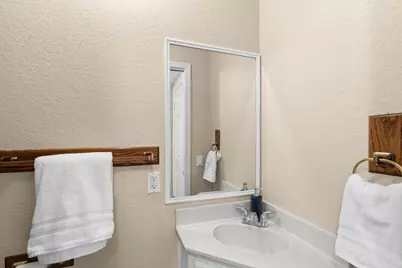 1915 Maplegrove Lane, Tracy, CA 95376 - Photo 18
