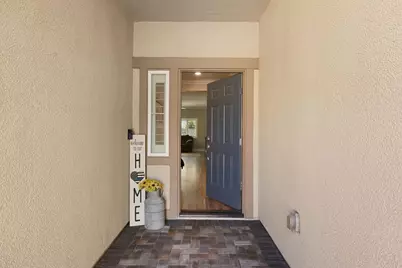 428 Pendragon, Manteca, CA 95337 - Photo 2