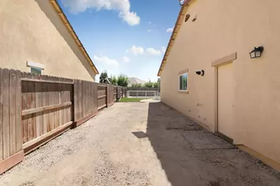 428 Pendragon, Manteca, CA 95337 - Photo 46