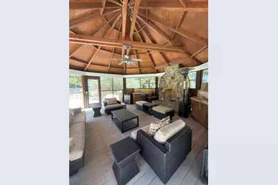 21631 Summit Road, Los Gatos, CA 95033 - Photo 16