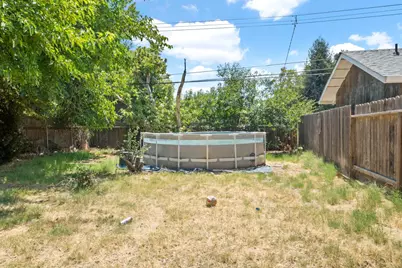 3824 25th Avenue, Sacramento, CA 95820 - Photo 20