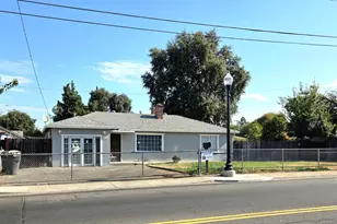 427 M St, Rio Linda, CA 95673 - Photo 1