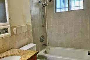 6720 Sun River Dr, Sacramento, CA 95828 - Photo 14