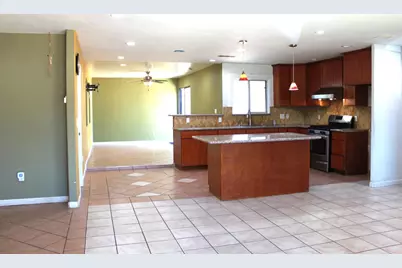 6720 Sun River Drive, Sacramento, CA 95828 - Photo 6