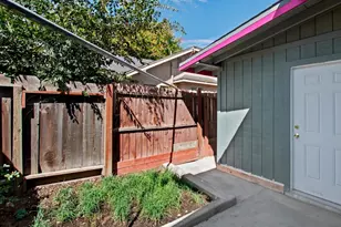 619 W F St, Oakdale, CA 95361 - Photo 16