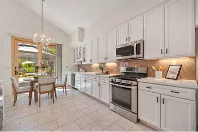 5825 Oak Place Court, Fair Oaks, CA 95628 - Photo 12