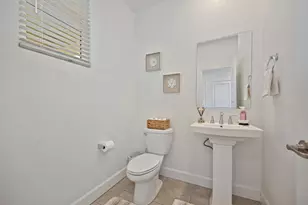 1137 Sierra Morena Wy, Roseville, CA 95747 - Photo 14