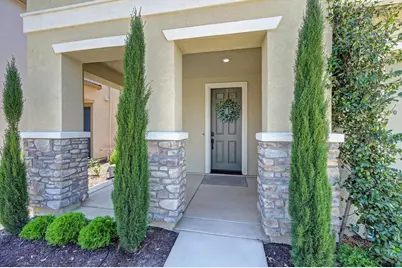 1137 Sierra Morena Way, Roseville, CA 95747 - Photo 2