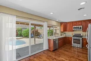 8908 Twin Falls Dr, Sacramento, CA 95826 - Photo 8