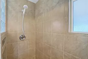 8908 Twin Falls Dr, Sacramento, CA 95826 - Photo 24