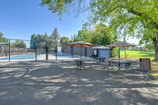 2 Country Club Dr, El Macero, CA 95618 - Photo 34