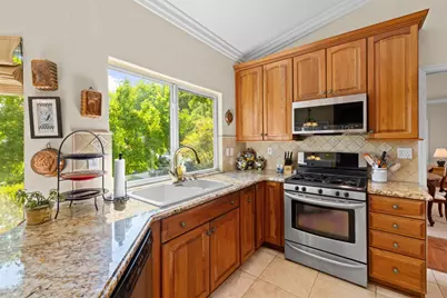 5202 Equestrian Court, Rocklin, CA 95677 - Photo 10