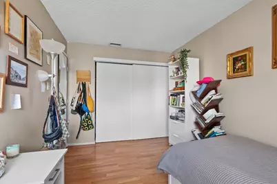 7706 La Mancha Way, Sacramento, CA 95823 - Photo 16
