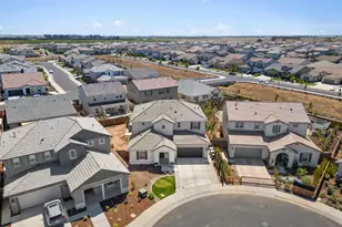 8021 Gwinn Cir, Elk Grove, CA 95757 - Photo 56