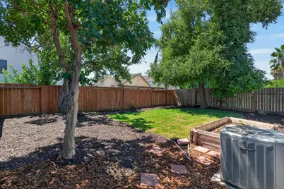 9024 Beryl Creek Way, Elk Grove, CA 95758 - Photo 34