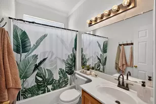 9024 Beryl Creek Way, Elk Grove, CA 95758 - Photo 18
