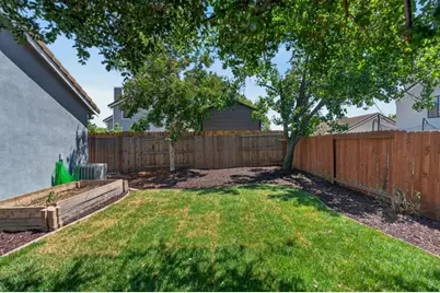 9024 Beryl Creek Way, Elk Grove, CA 95758 - Photo 38