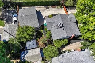 1725 50th St, Sacramento, CA 95819 - Photo 52