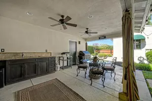 1725 50th St, Sacramento, CA 95819 - Photo 48