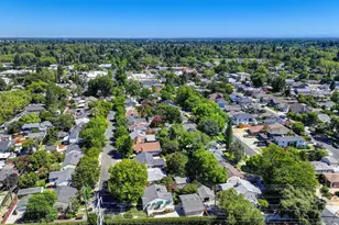 1725 50th St, Sacramento, CA 95819 - Photo 54
