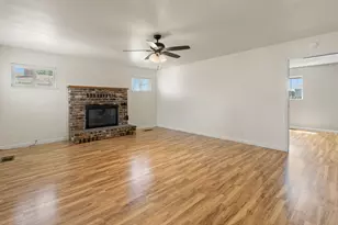983 Fairview Dr, Gridley, CA 95948 - Photo 2