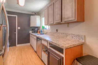 5621 Revelstok Drive, Sacramento, CA 95842 - Photo 10