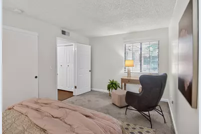 7445 Auburn Oaks Court #O, Citrus Heights, CA 95621 - Photo 18