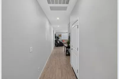 8138 Scrimshaw Way, Sacramento, CA 95829 - Photo 4