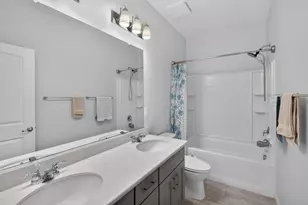8138 Scrimshaw Wy, Sacramento, CA 95829 - Photo 32