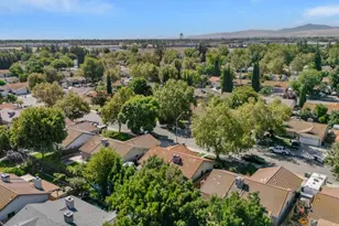 495 Mahogany Ln, Tracy, CA 95376 - Photo 34