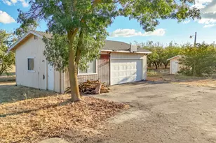 2729 Pioneer St, Merced, CA 95341 - Photo 4