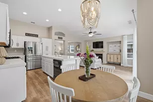 331 Bombay Cir, Sacramento, CA 95835 - Photo 6