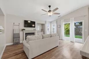 331 Bombay Cir, Sacramento, CA 95835 - Photo 16