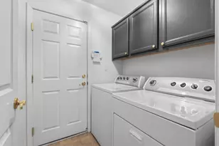 331 Bombay Cir, Sacramento, CA 95835 - Photo 28