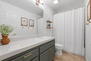 331 Bombay Cir, Sacramento, CA 95835 - Photo 26