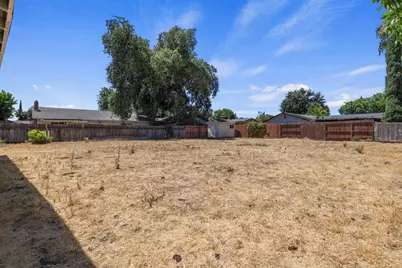 8507 Don Ramon Drive, Stockton, CA 95210 - Photo 2