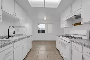 2122 Harrison Ct, Chowchilla, CA 93610 - Photo 4