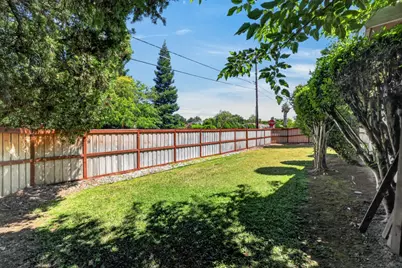 3931 Aberdeen Way, Sacramento, CA 95821 - Photo 12