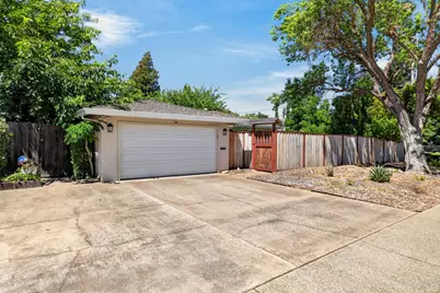 3931 Aberdeen Way, Sacramento, CA 95821 - Photo 10