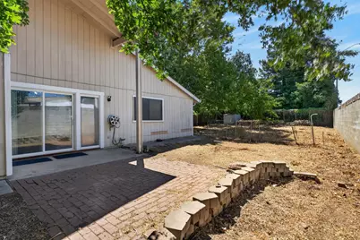 7711 Lakewood Park Drive, Sacramento, CA 95828 - Photo 30