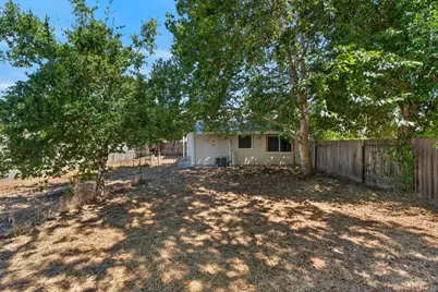 7711 Lakewood Park Drive, Sacramento, CA 95828 - Photo 36
