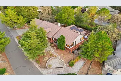 8980 Upper Valley Road, Auburn, CA 95602 - Photo 2