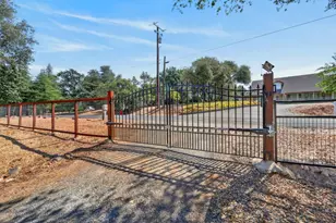 2648 Golden Fawn Trail, Shingle Springs, CA 95682 - Photo 16
