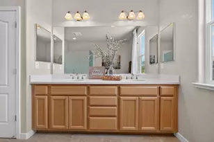 10070 Red Tail Hawk Way, Sacramento, CA 95829 - Photo 48
