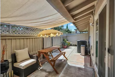 705 Roundtree Court, Sacramento, CA 95831 - Photo 6