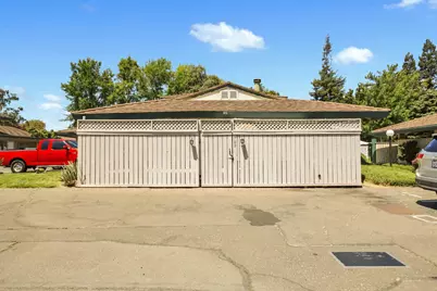 705 Roundtree Court, Sacramento, CA 95831 - Photo 2